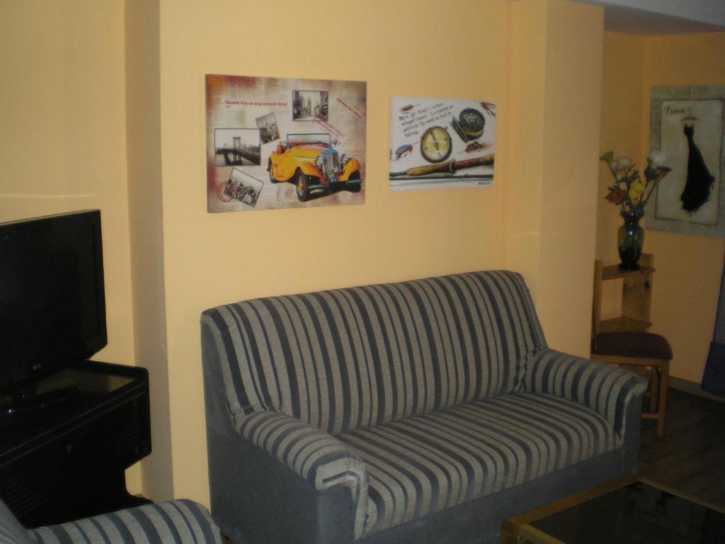 Apartamentos Augusta Centro Zaragoza Bilik gambar